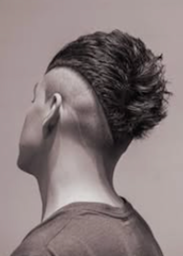 Undercut con diseño, vista posterior, La Estelar.