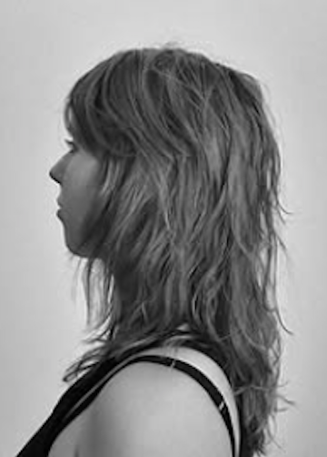 Corte largo texturizado, vista de perfil, La Estelar.